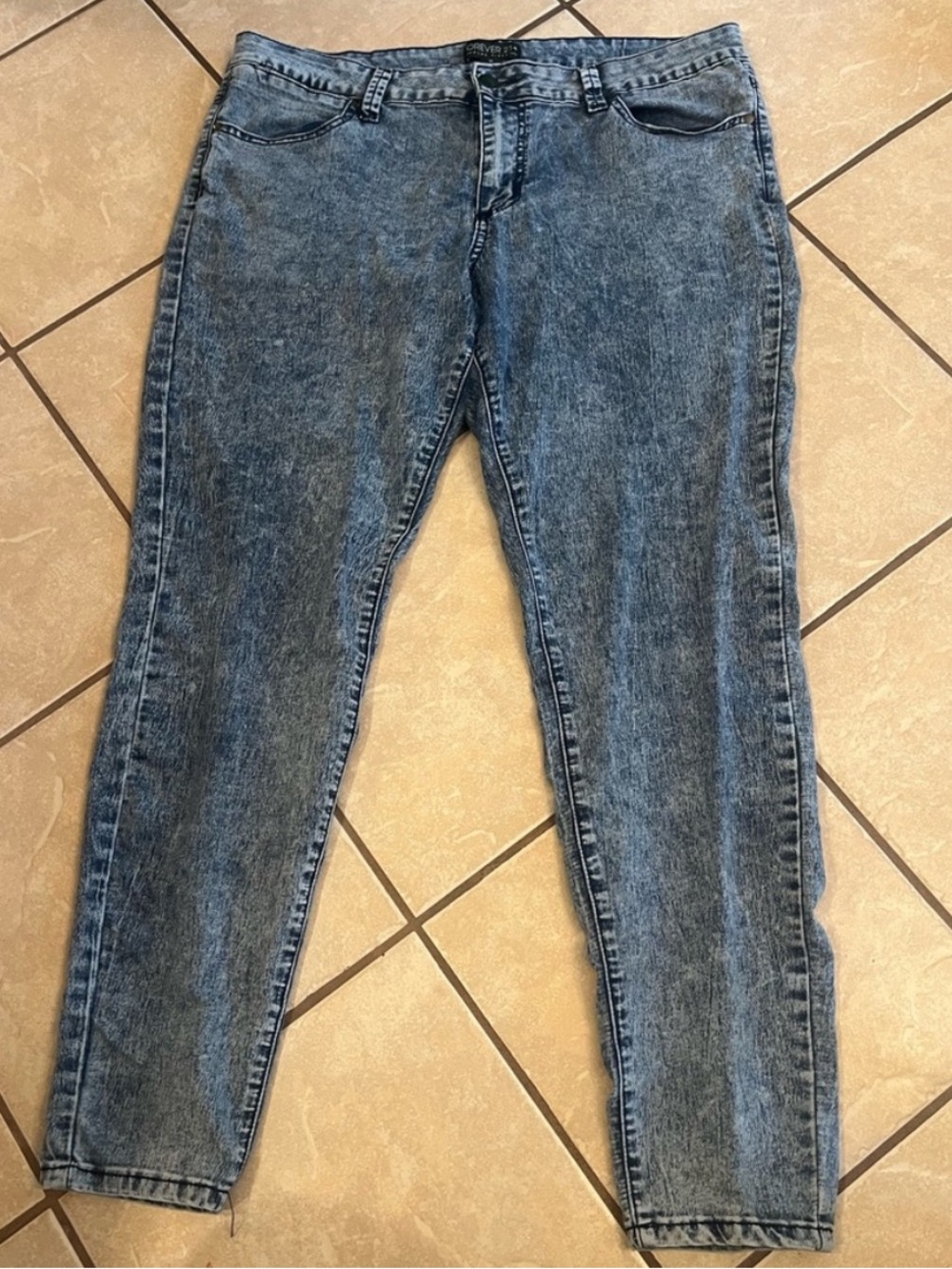 Forever 21+ women’s jeans , Stretchy , size 16